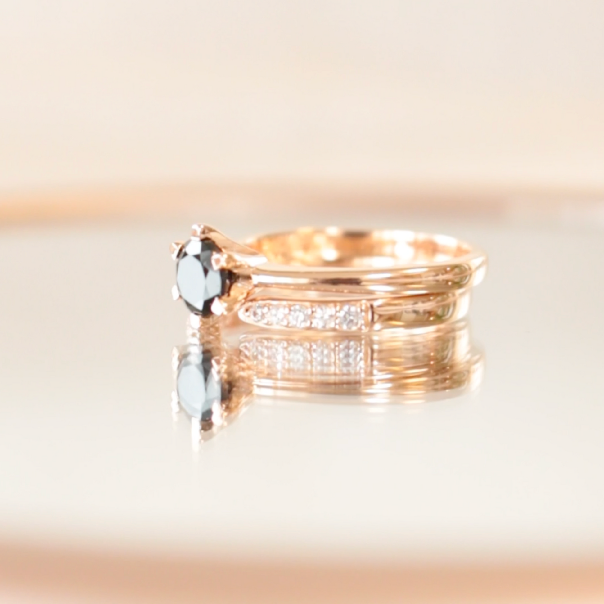 ブラックオニキスとホワイトトパーズの2連リング – Luxury Me Luxury ブラックオニキスとホワイトトパーズの2連リング – Luxury Me Luxury